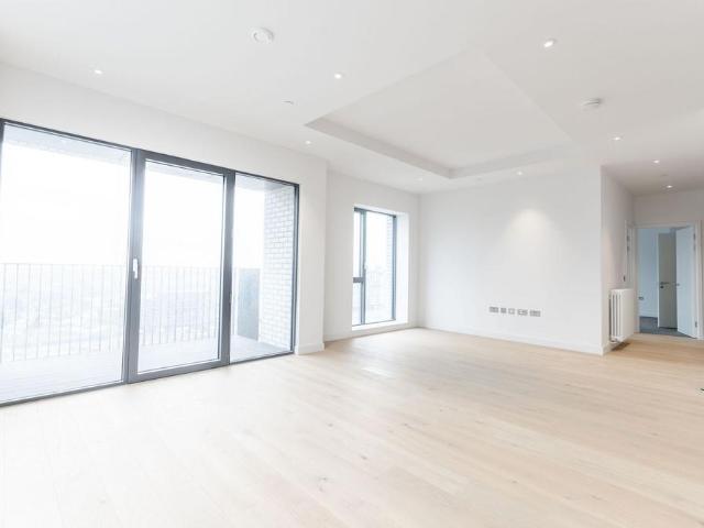 House for rent in London City Island, Blackwall