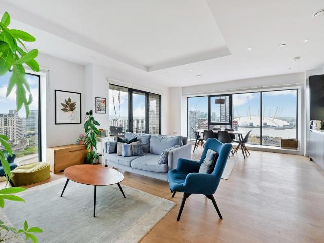 House for rent in London City Island, Blackwall