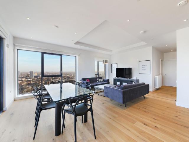 House for rent in London City Island, Blackwall
