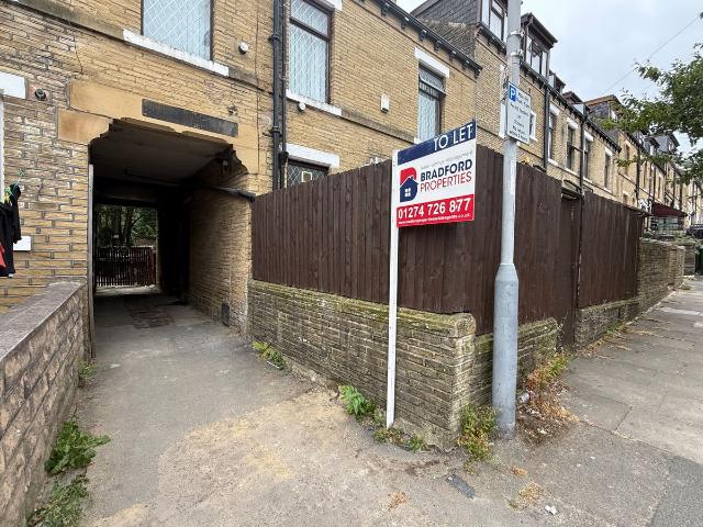 House for rent in Great Horton, West Yorkshire