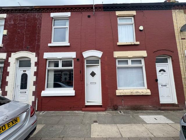 Apartment for rent in Kensington, Calderstones