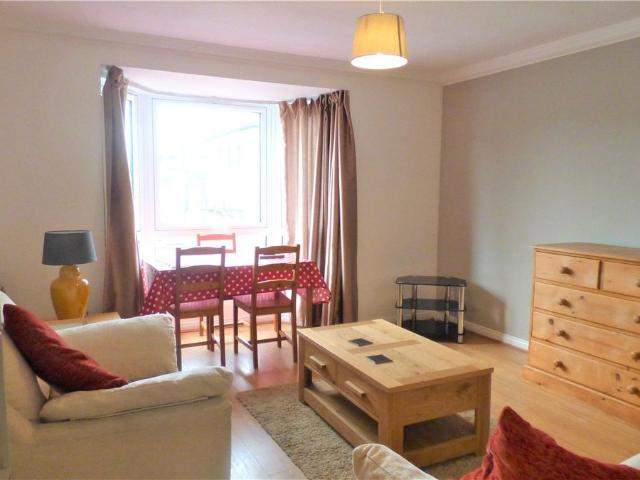 Apartment for rent in Mayfield, Newington