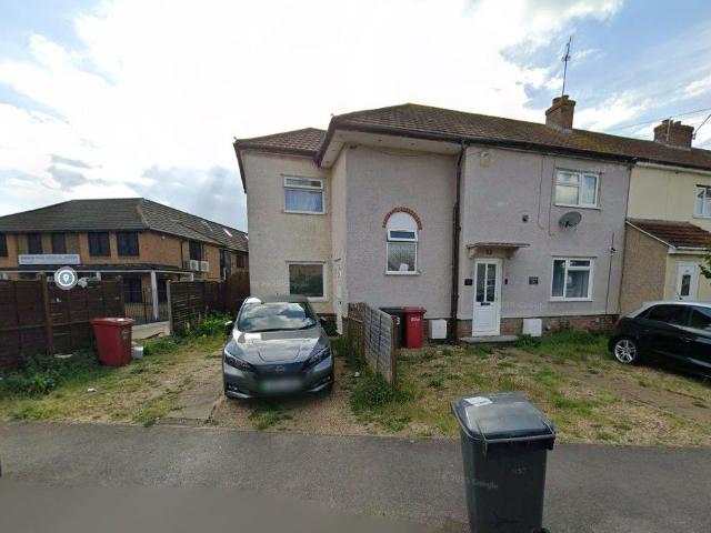 Apartment for rent in Slough