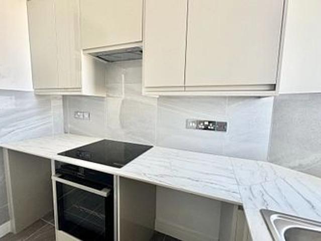 Apartment for rent in East Cliff, Acol