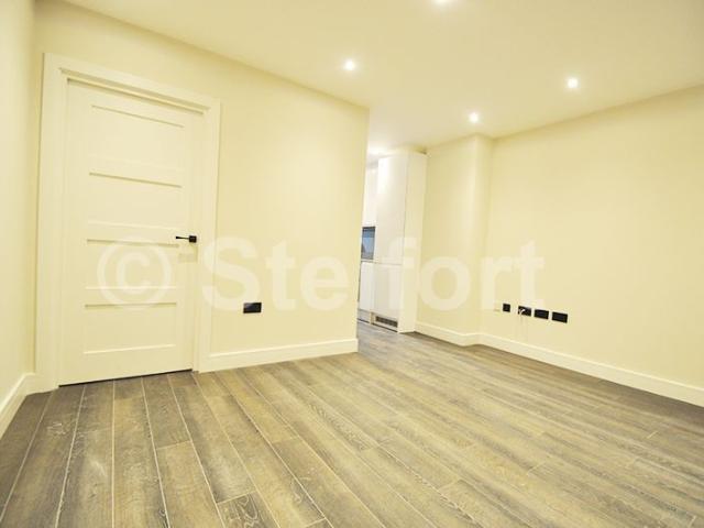 Apartment for rent in Golders Green, Greater London