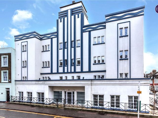 Apartment for rent in Watford Heath, North Watford