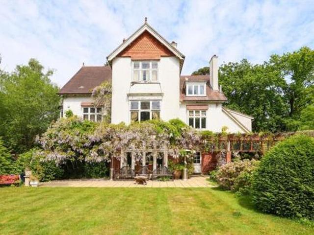 House for sale in Weybridge, Elmbridge