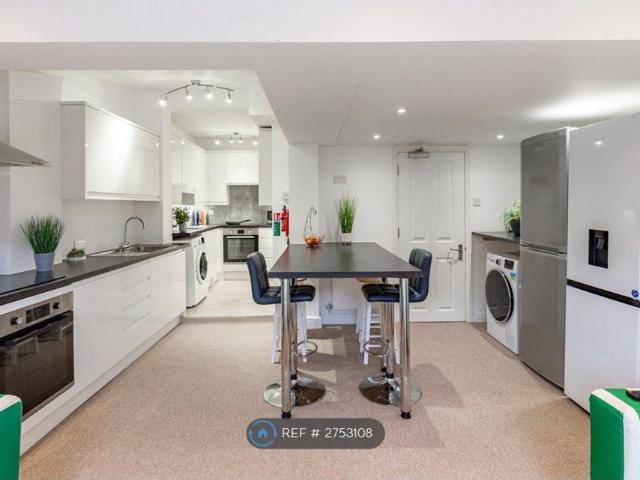 Room for rent in Wymans Brook, Golden Valley