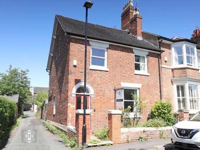 House for sale in Stone, Baswich