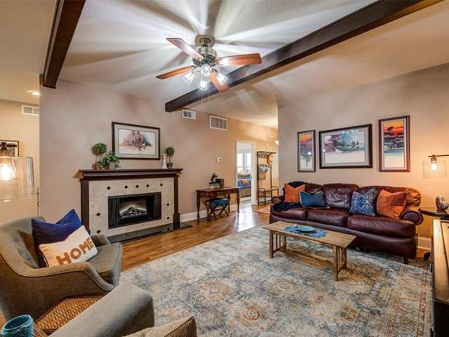 Townhouse for sale in Texas