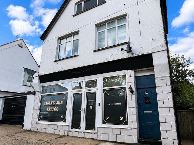 House for rent in Alton Barnes, Essex