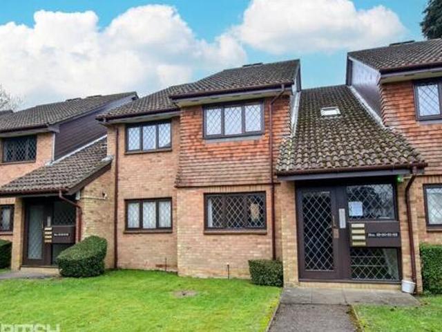 House for sale in Woodside, North Watford