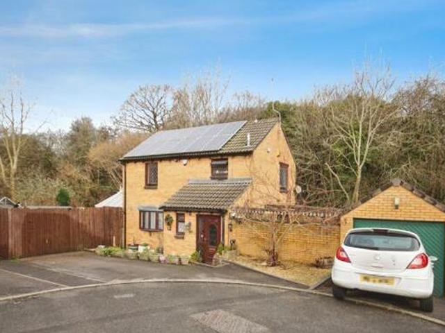 House for sale in Feckenham, City Of Bristol