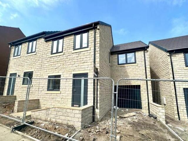 House for sale in Oakwell, South Yorkshire