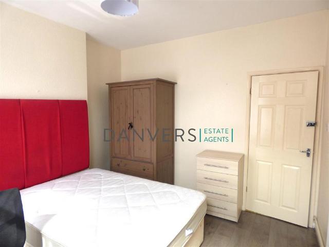 House for rent in Bede Island, Old Wharf
