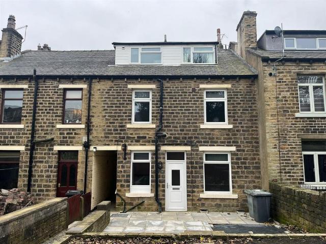House for rent in Huddersfield, Kirklees