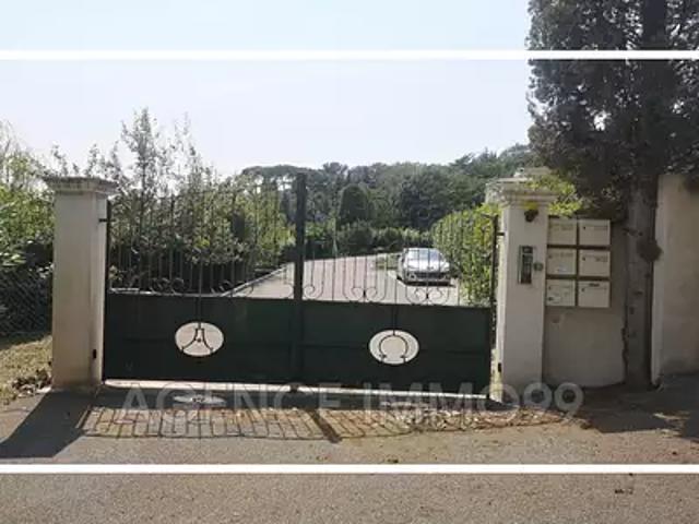 Garage vente à Grasse