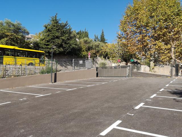 Garage vente à Grasse, Alpes-Maritimes