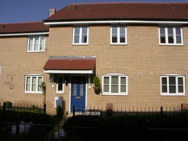 Apartment for rent in Mile End, Fordham Heath