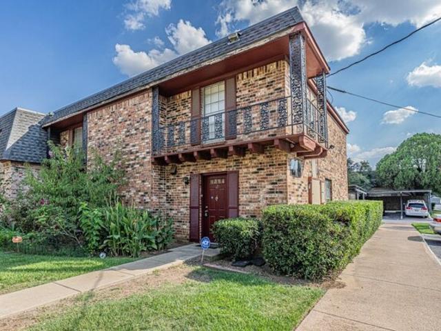 Condo for sale in Irving, Texas