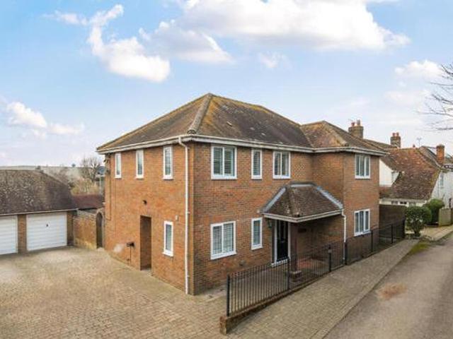 House for sale in Hampshire