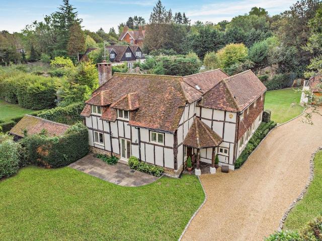 House for rent in Gomshall, Guildford