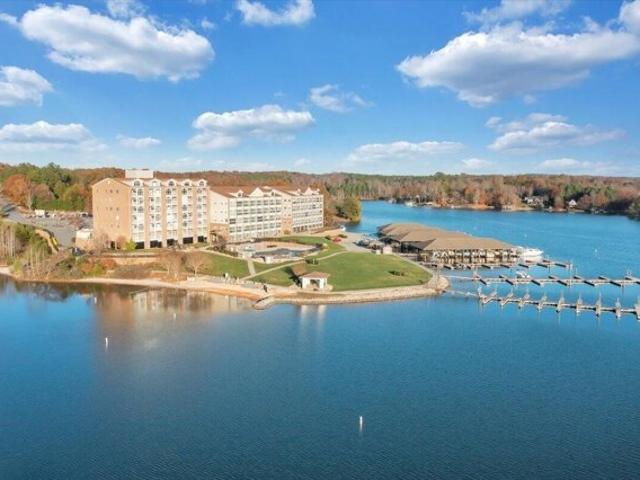 Condo for sale in Huddleston