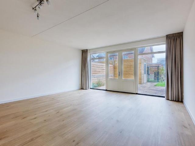 Woning te huur in Loosduinen, Zuid Holland