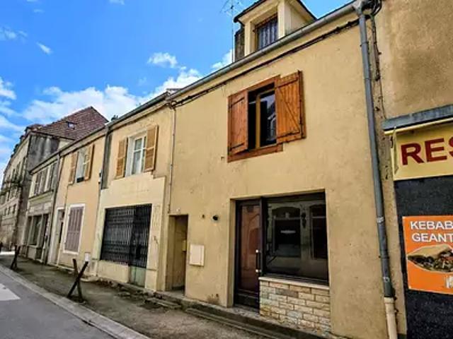 Maison vente à Vesoul, Gray
