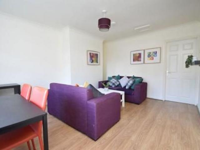 Room for rent in Pity Me, Framwellgate Moor