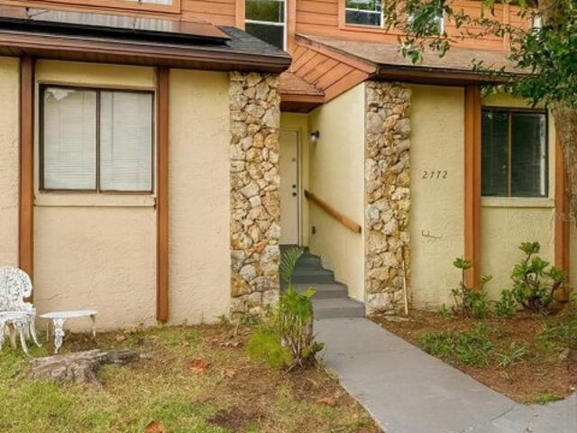 House for sale in University, Florida