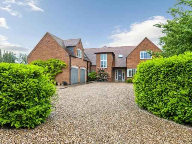 House for rent in Alverton, East Midlands
