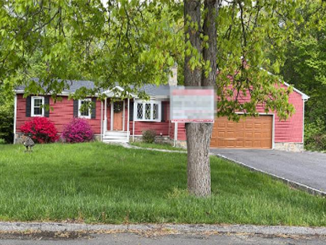House for sale in Shelton, Connecticut