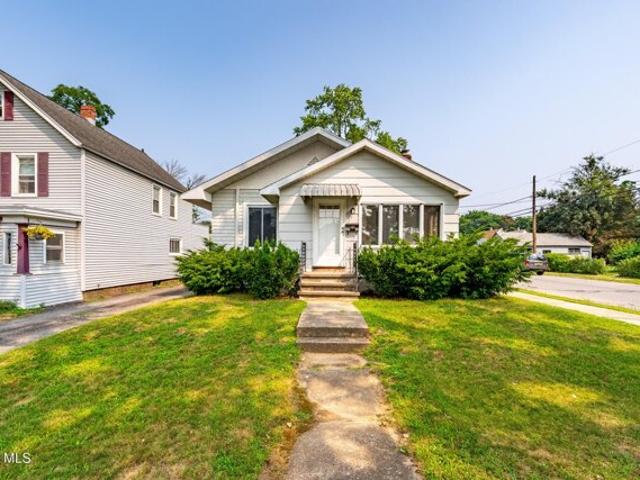 House for sale in Schenectady