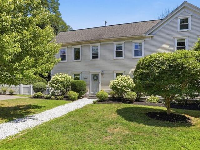 Condo for sale in Billerica, Massachusetts