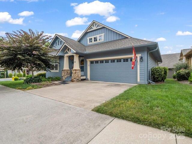 Condo for sale in Hendersonville, North Carolina