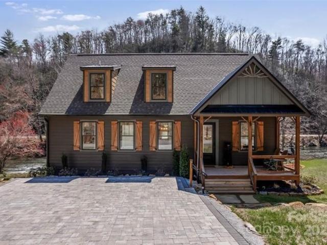 House for sale in Cullowhee