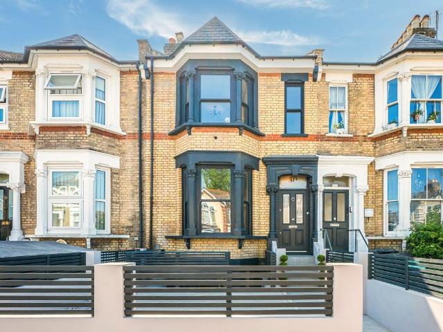 Apartment for rent in Stoke Newington, Greater London