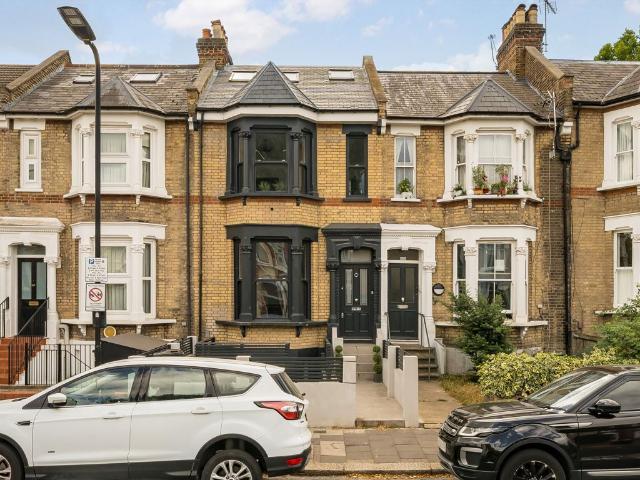 Apartment for rent in London Borough of Hackney, Greater London