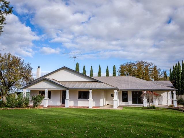Cottage for sale in Coonawarra, South Australia