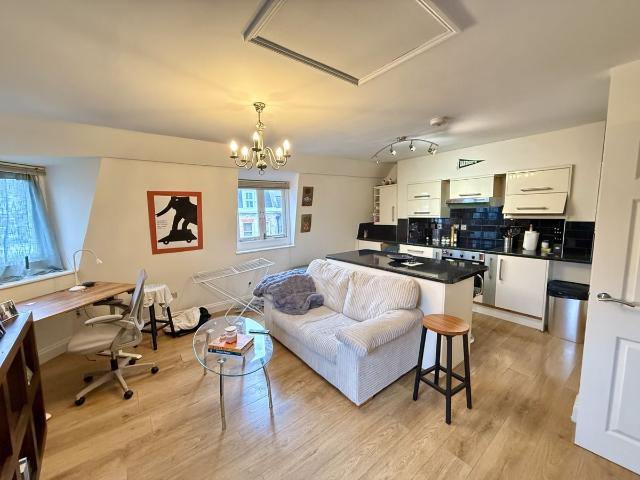 Apartment for rent in Holborn, Greater London