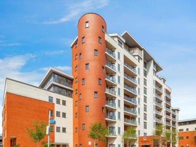 House for sale in Slough