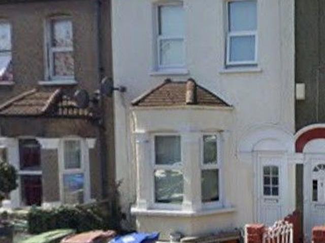 Room for rent in Badgers Dene, Grays