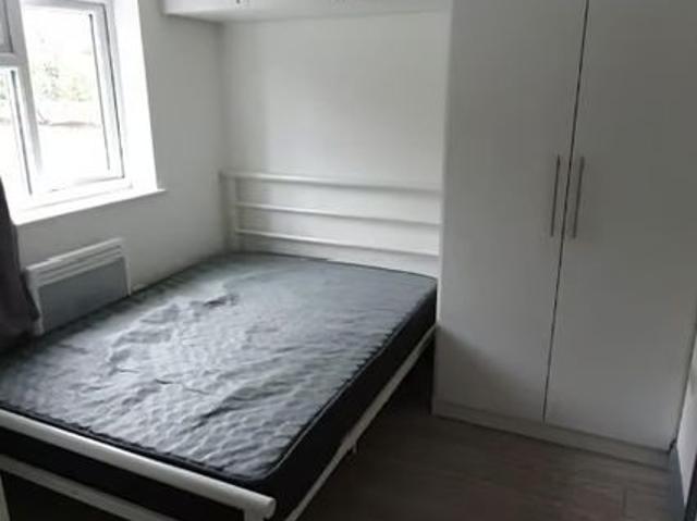 Apartment for rent in Slough