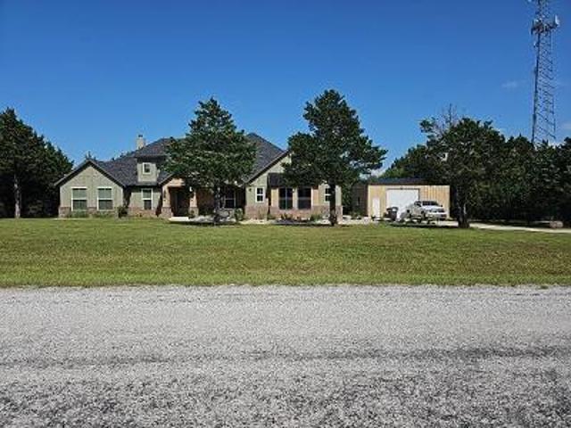 House for sale in Pottsboro, Texas