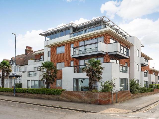House for rent in South Tankerton, The Bridge