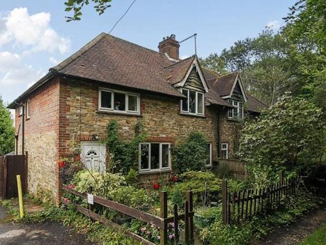 House for sale in Grayswood, Fole