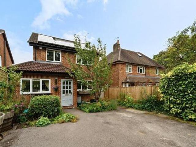 House for sale in Grayswood, Fole