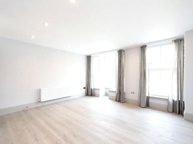 House for rent in Fulham, Walham Green