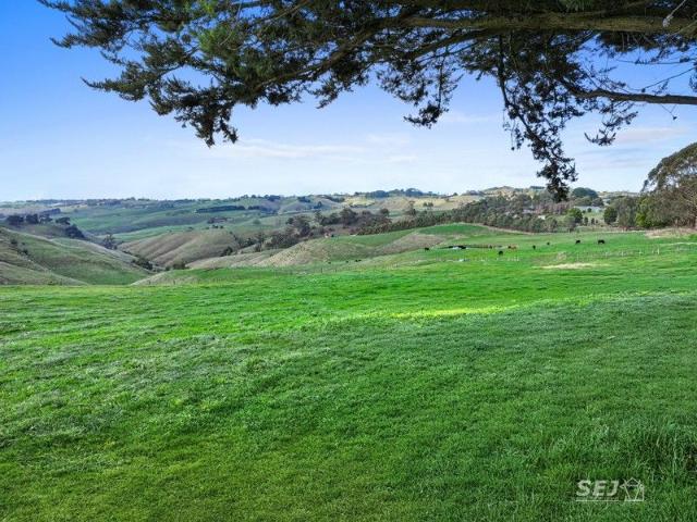 Cottage for sale in Korumburra, Victoria